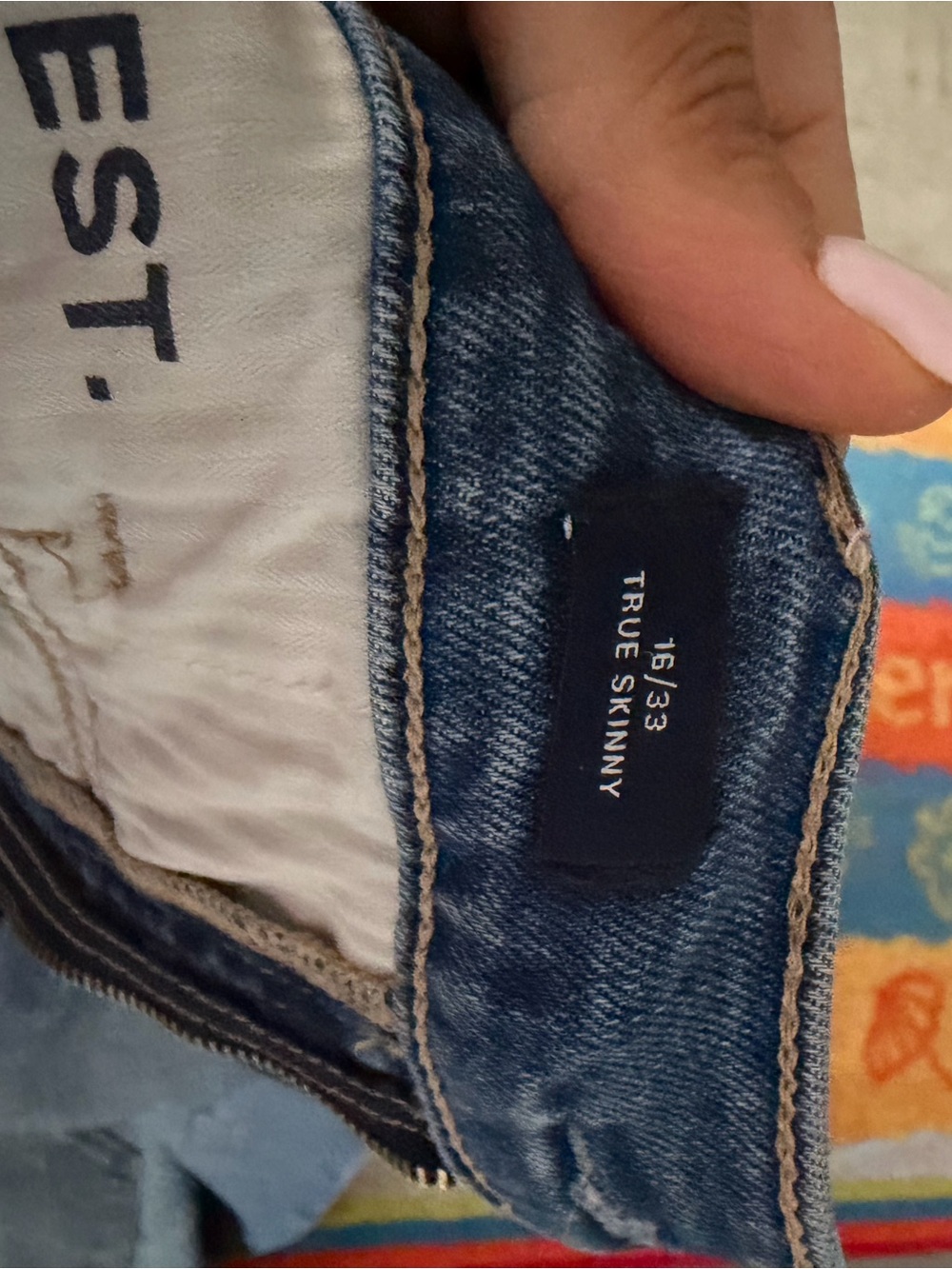 GAP Skinny Jeans - Picture 3 of 5